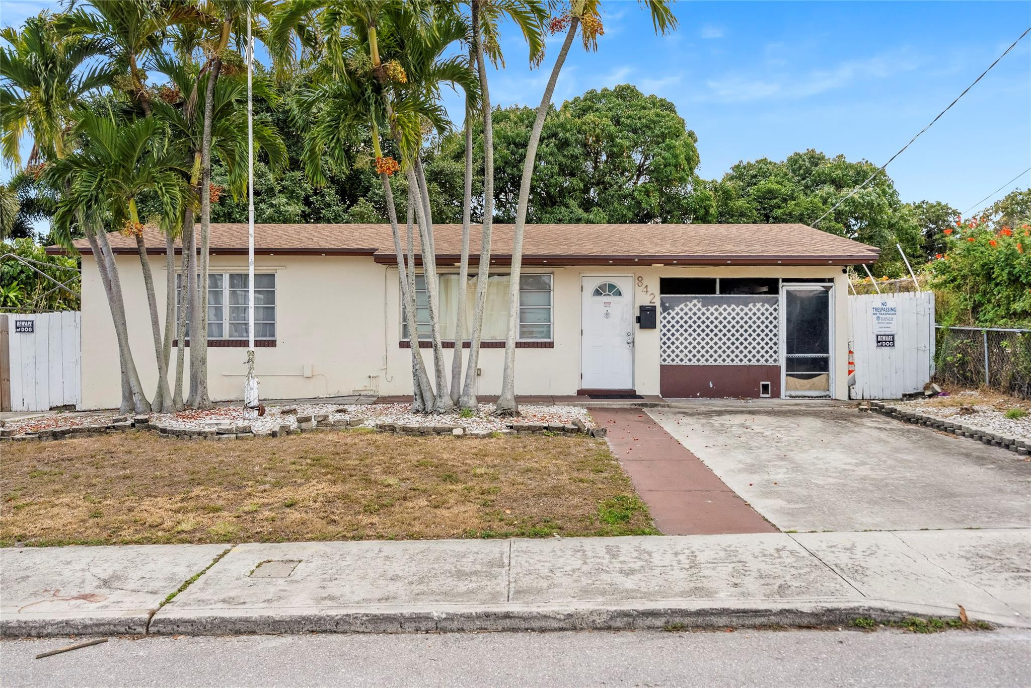 842 Kaye Street Property Photo 14