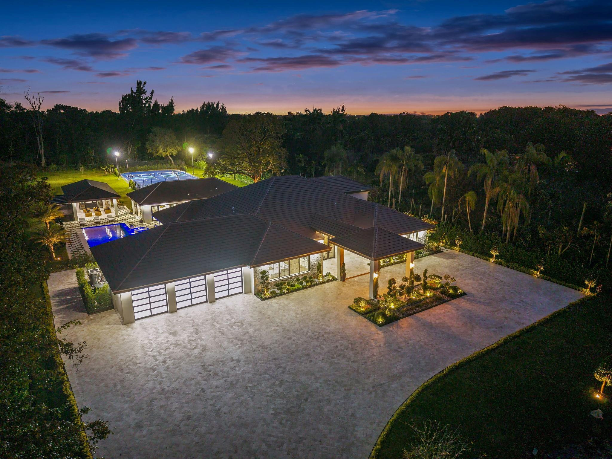 13110 Mustang Trail Property Photo 1