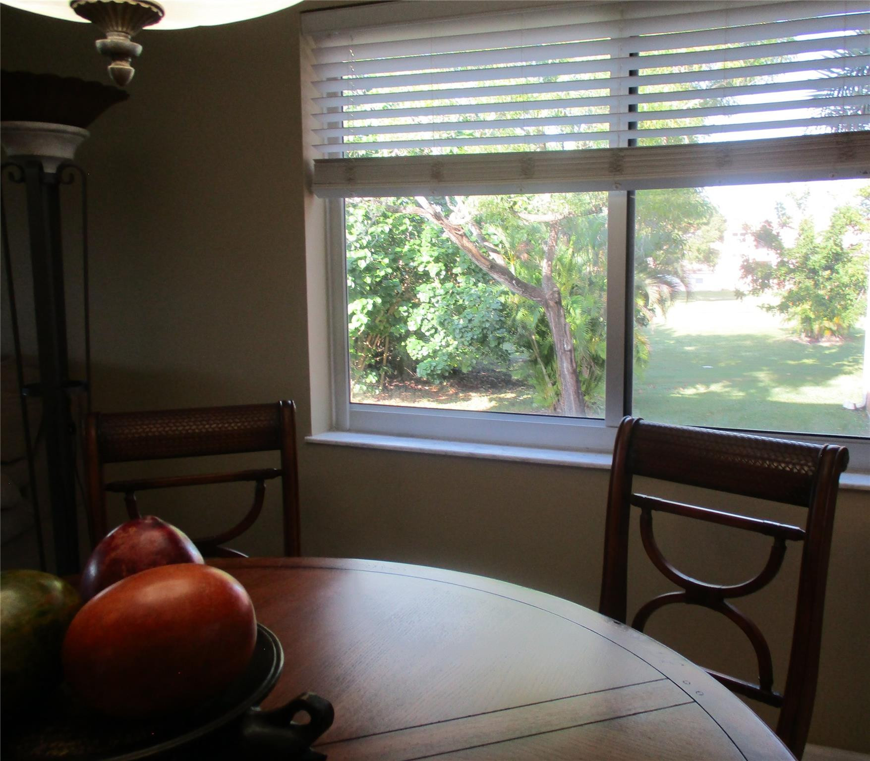 9541 Sunrise Lakes Boulevard 210 Property Photo 6