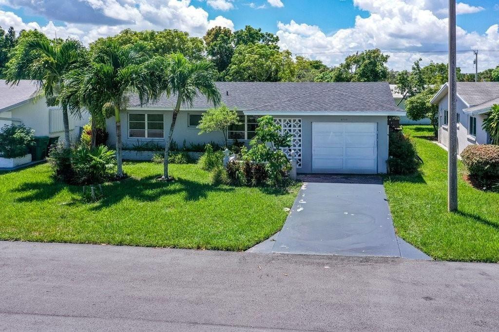 6708 Nw 57th Drive Property Photo 1
