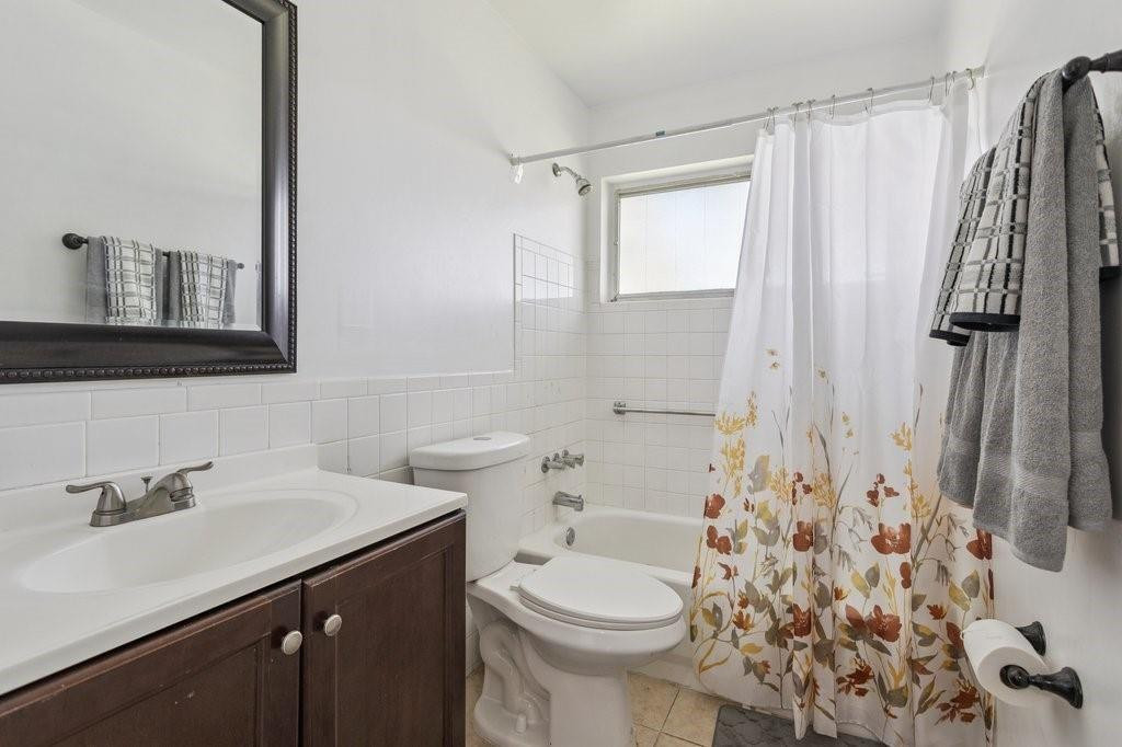 6708 Nw 57th Drive Property Photo 5