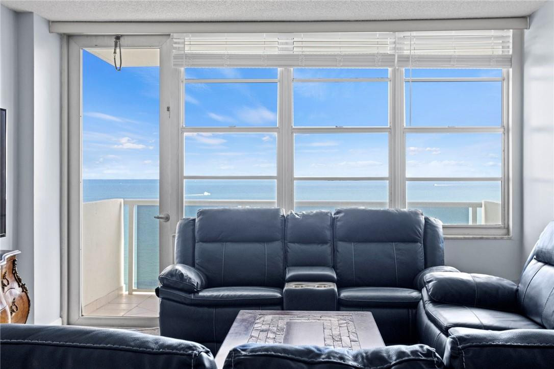 3725 S Ocean Drive 1610 Property Photo 4