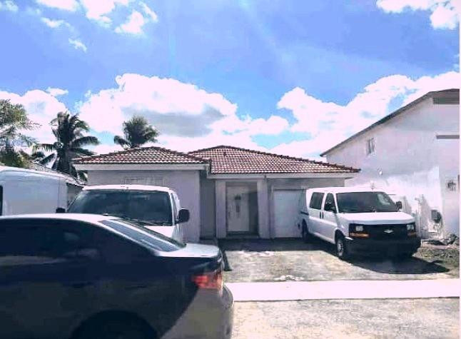 14260 Sw 176th Terrace Property Photo 1