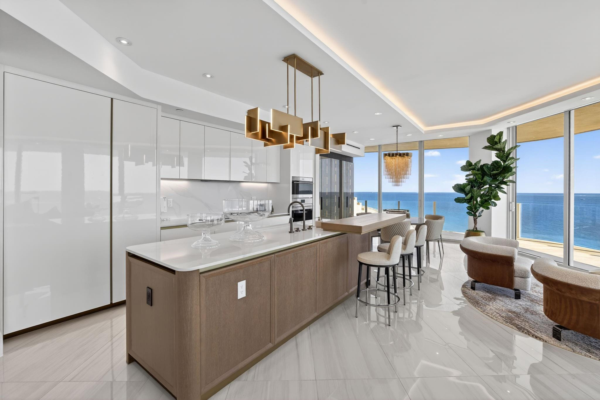 525 N Fort Lauderdale Beach Boulevard 901 Property Photo 16