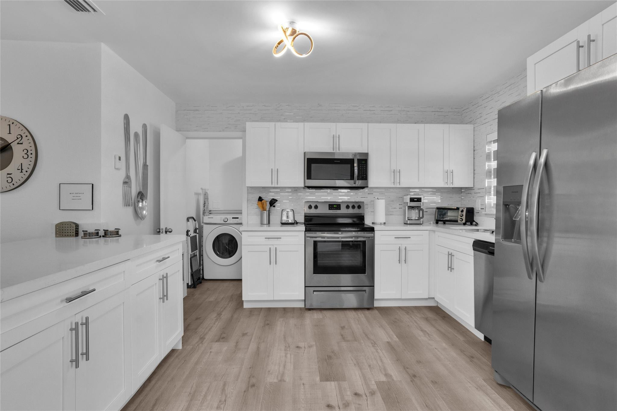 5311 Pierce Street Property Photo 10