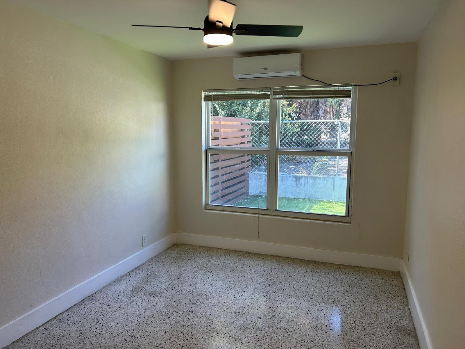709 8th Street B Property Photo 11