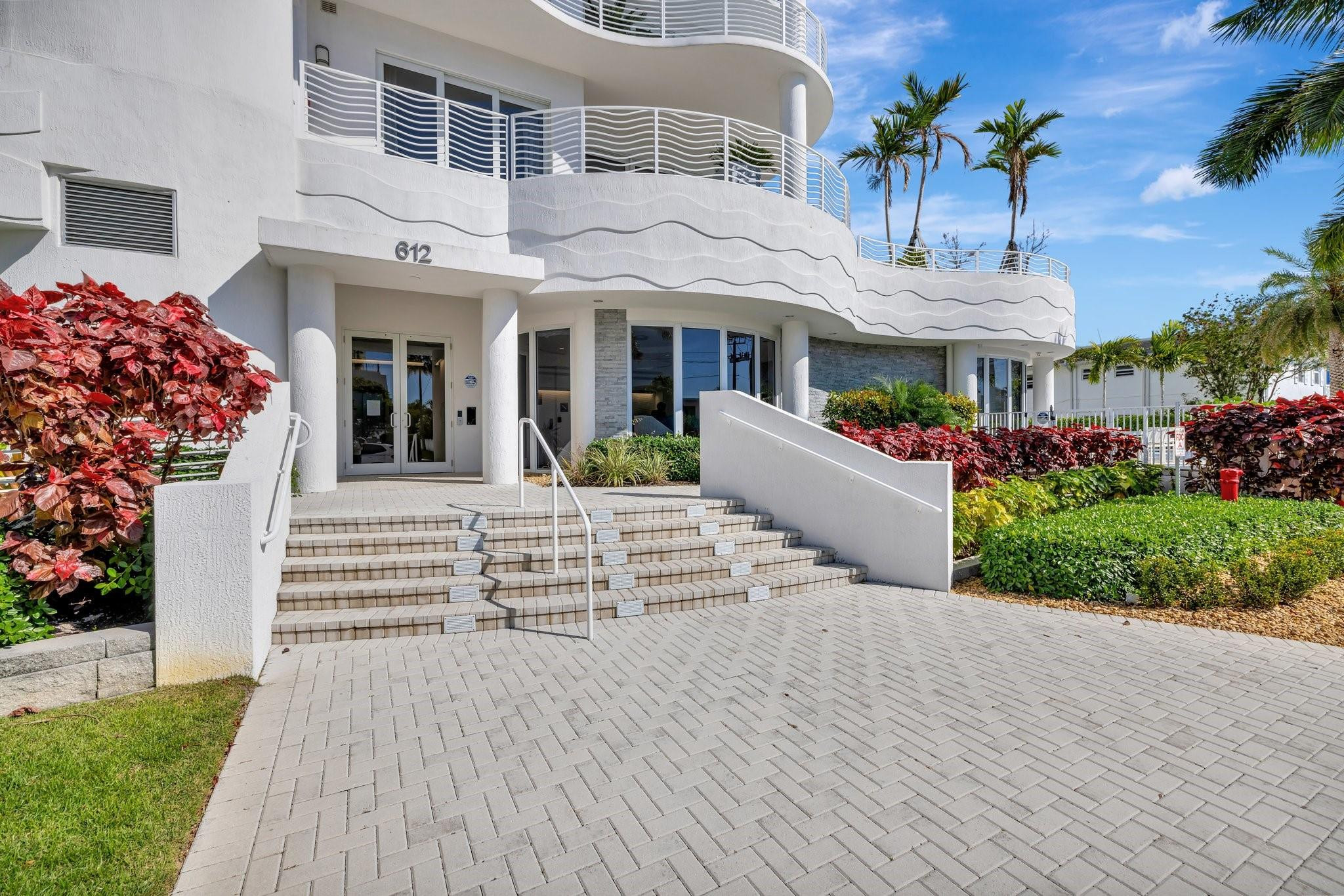 612 Bayshore Drive 301 Property Photo 5