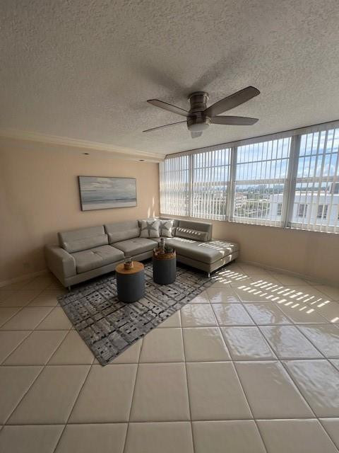 1160 N Federal Highway 1118 Property Photo 4