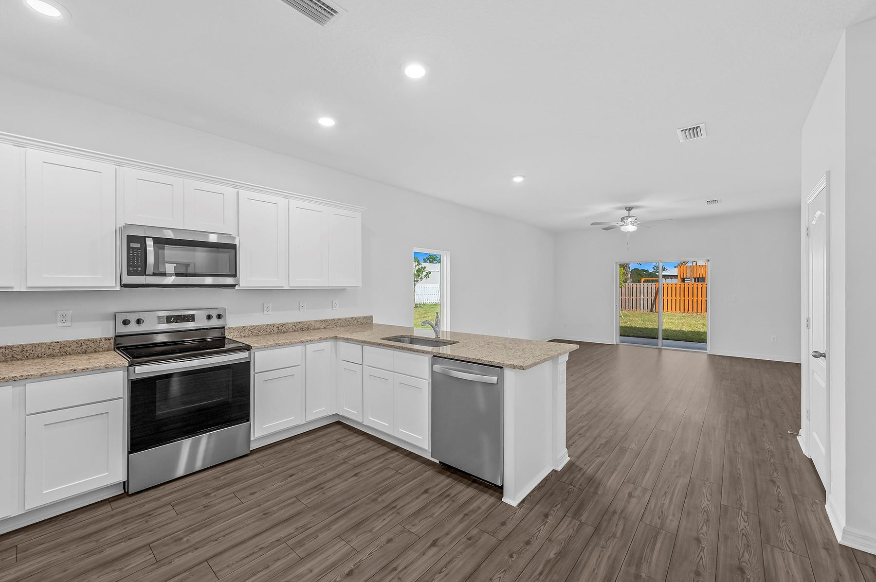 5604 Sunset Boulevard Property Photo 4