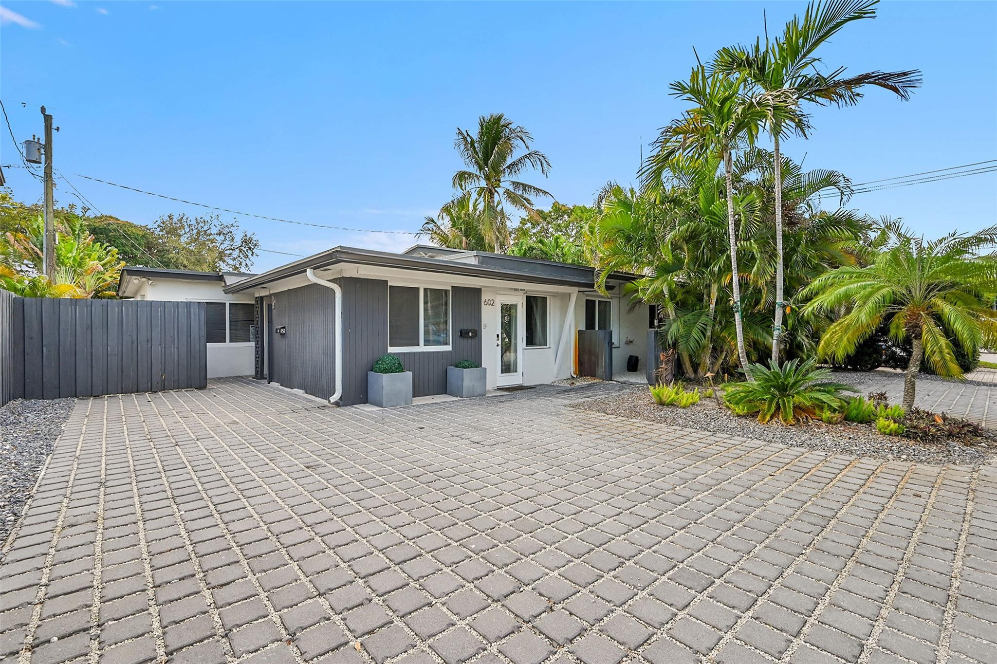 602 NE 27th Street #1-2