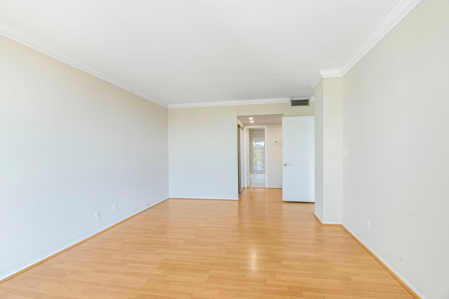 3800 N Hills Drive 402 Property Photo 9