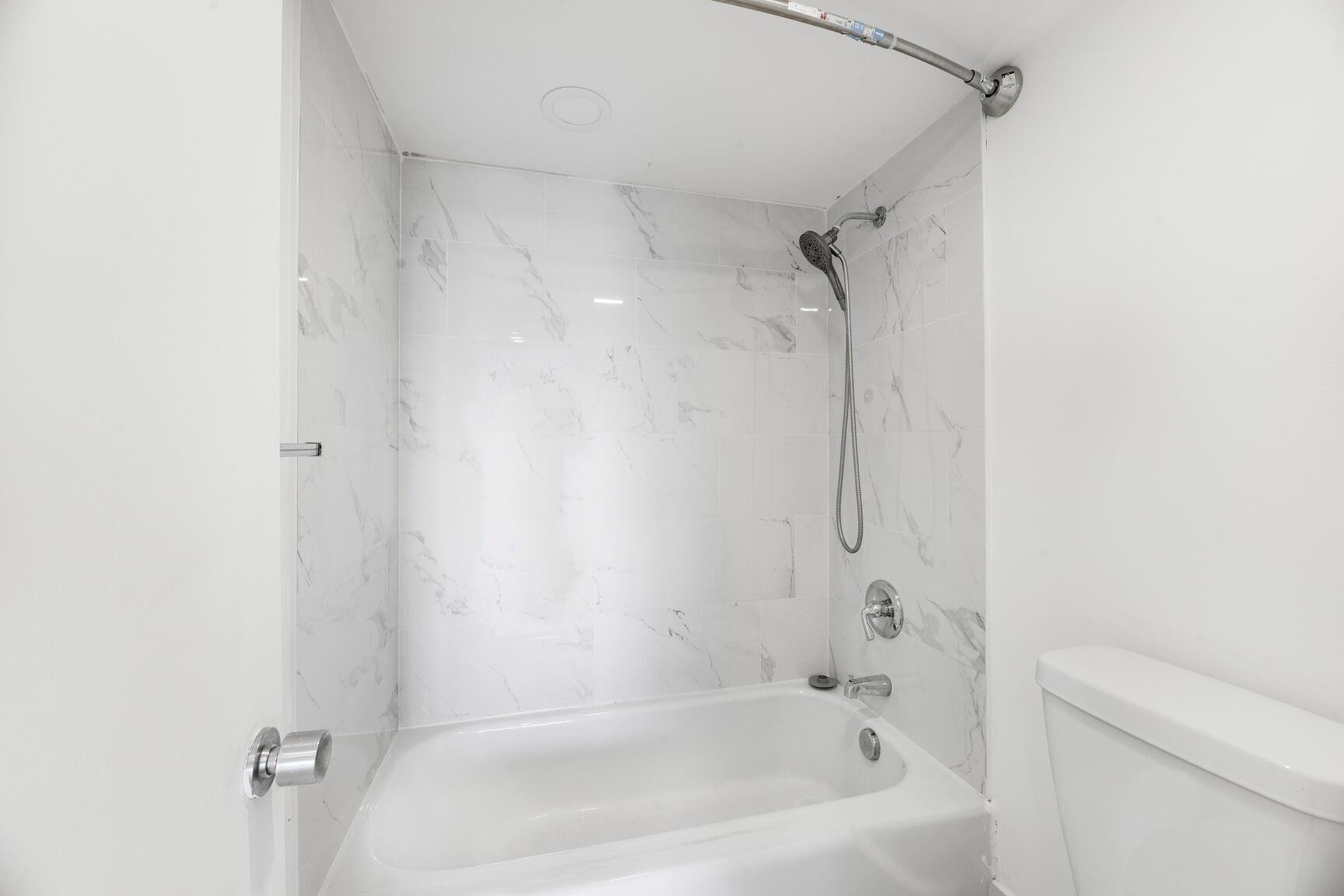 3800 N Hills Drive 402 Property Photo 12