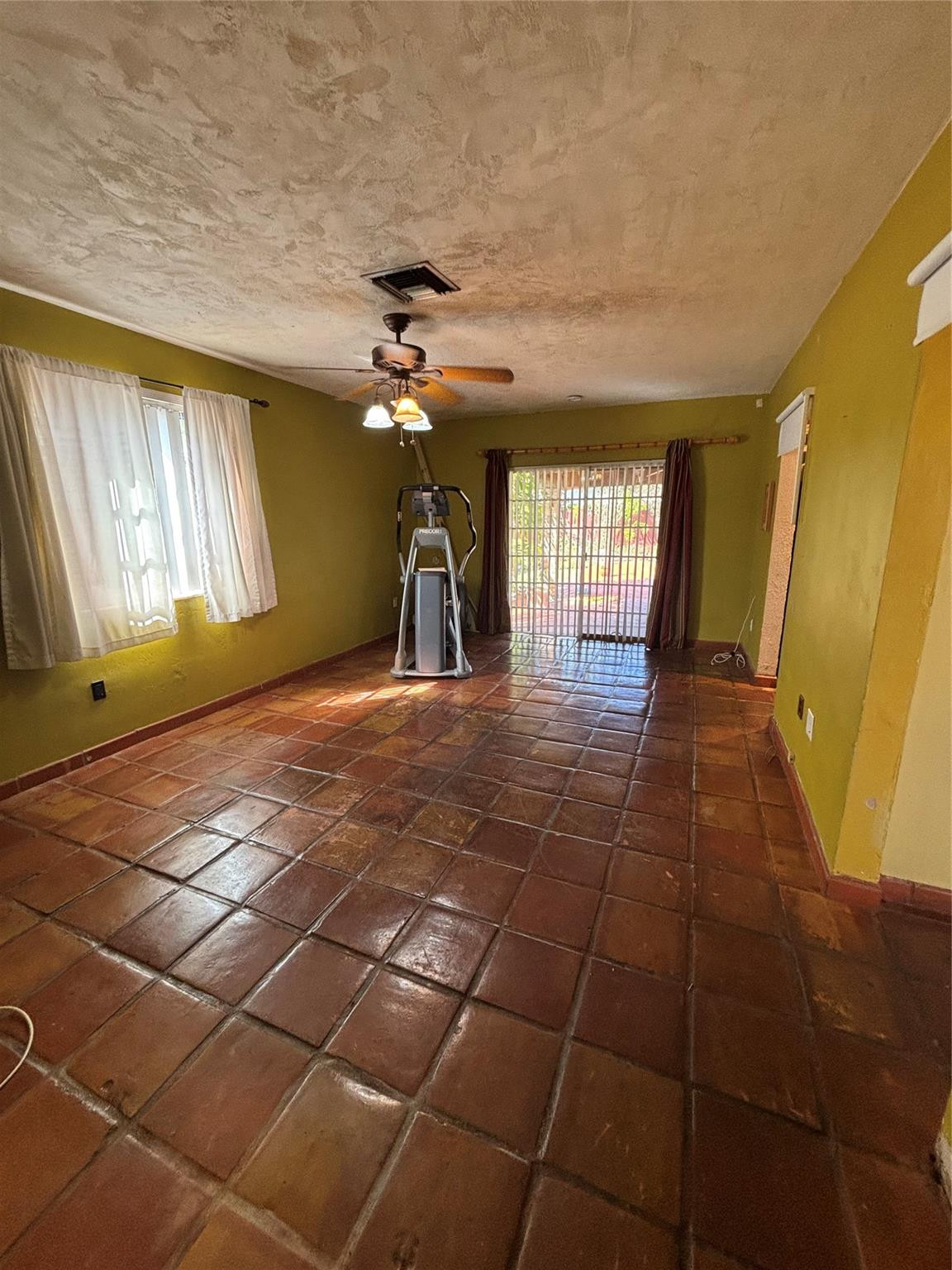 9261 Sw 68th Street Property Photo 13