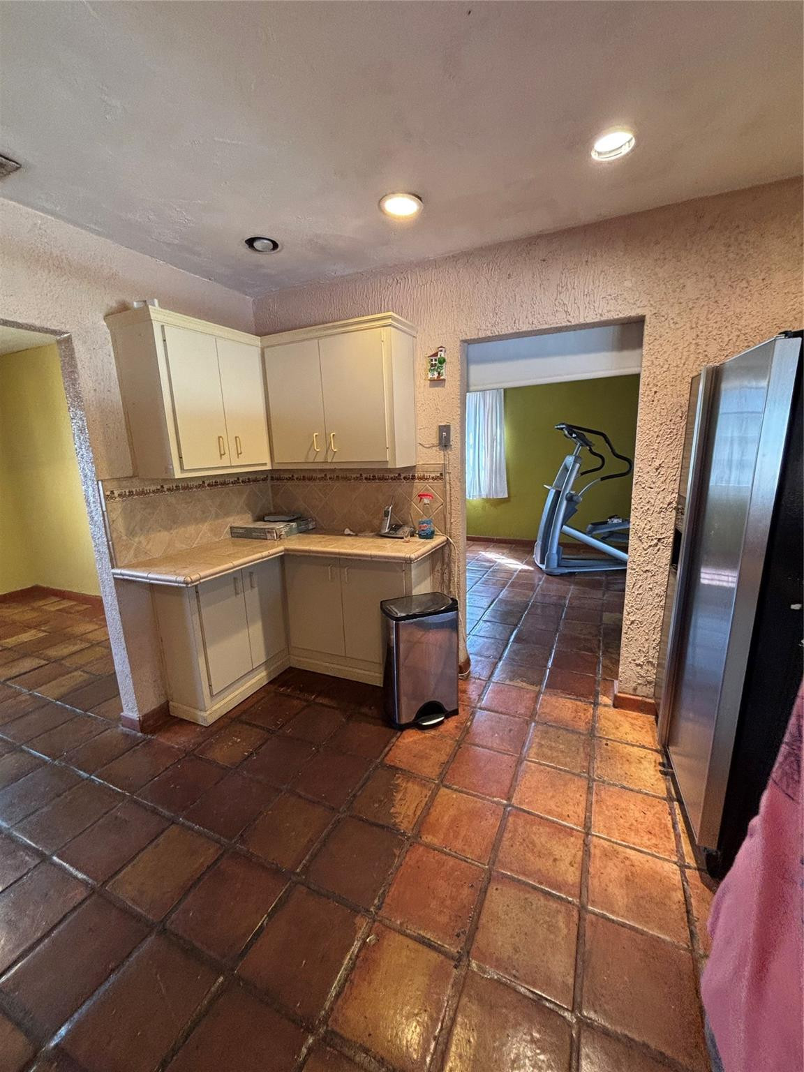 9261 Sw 68th Street Property Photo 16