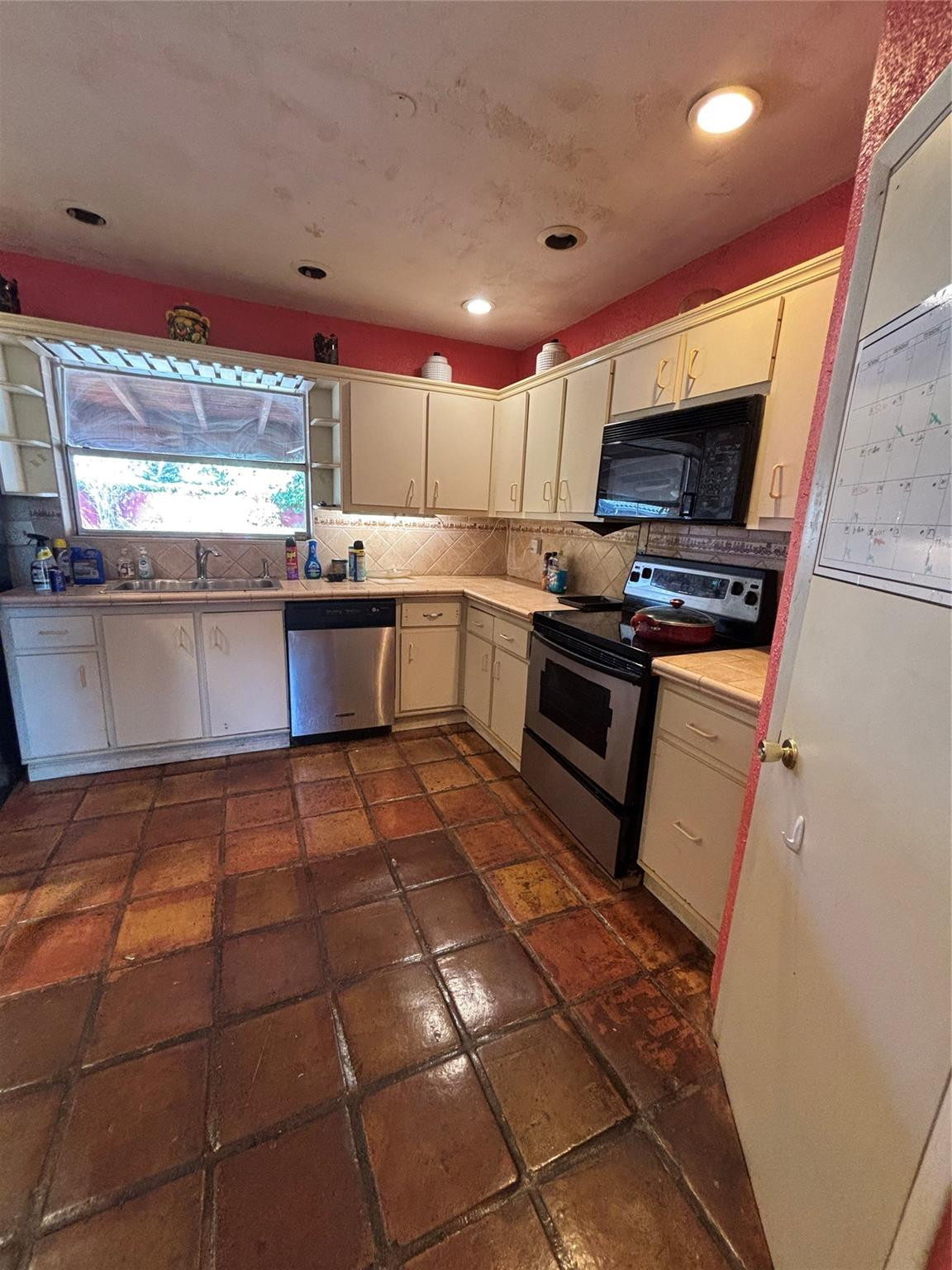 9261 Sw 68th Street Property Photo 17