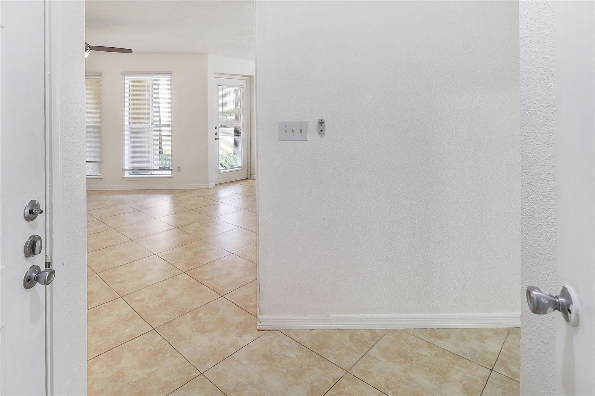 777 Riverside Drive 1516 Property Photo 14