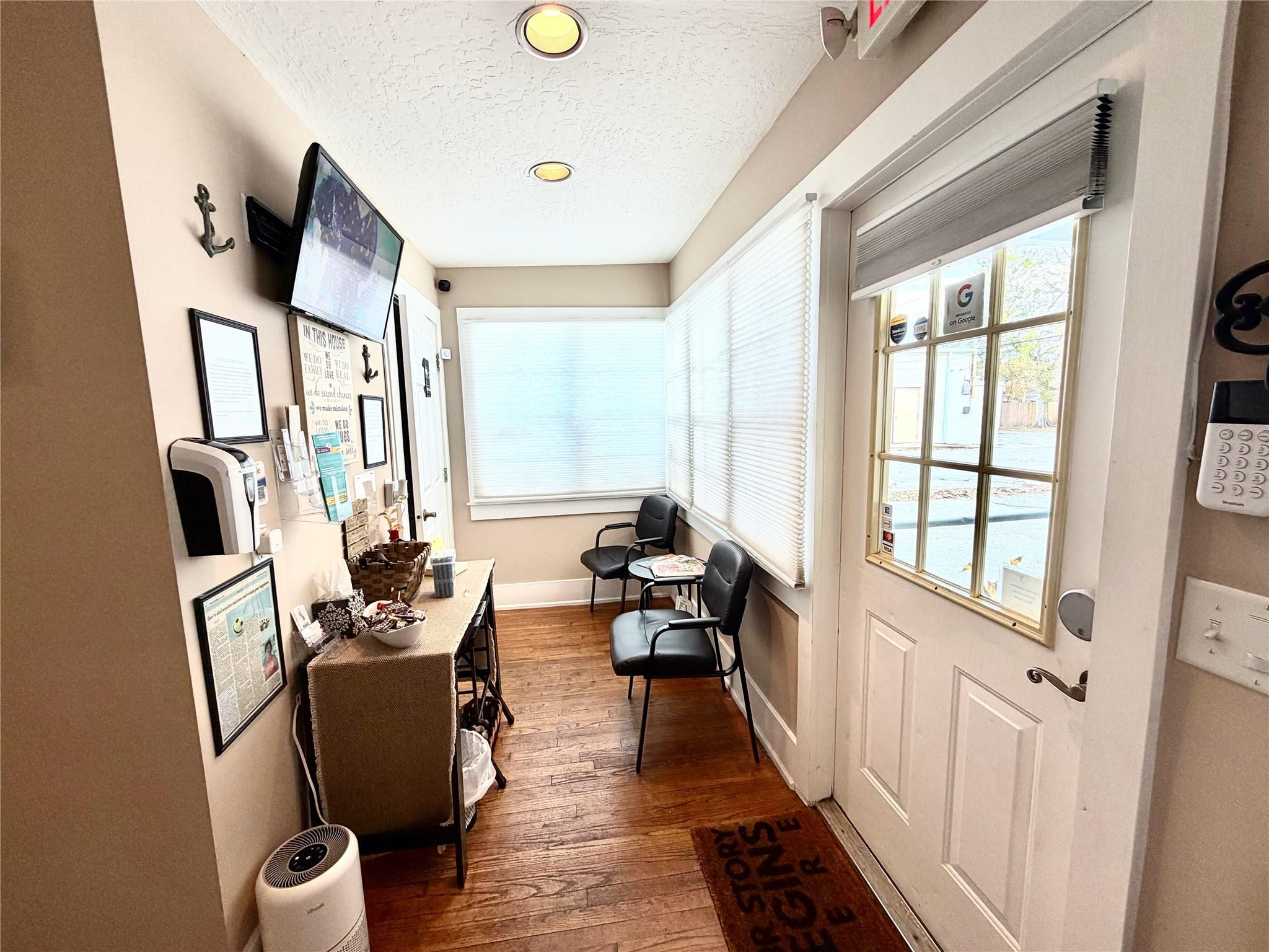 1925 20th Street Property Photo 8