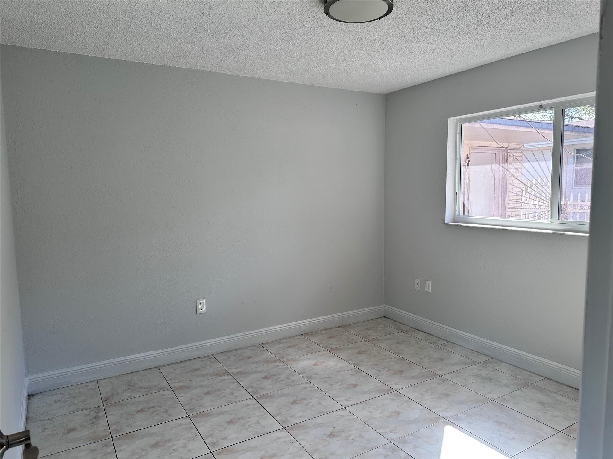 410 Nw 33rd Street Property Photo 5