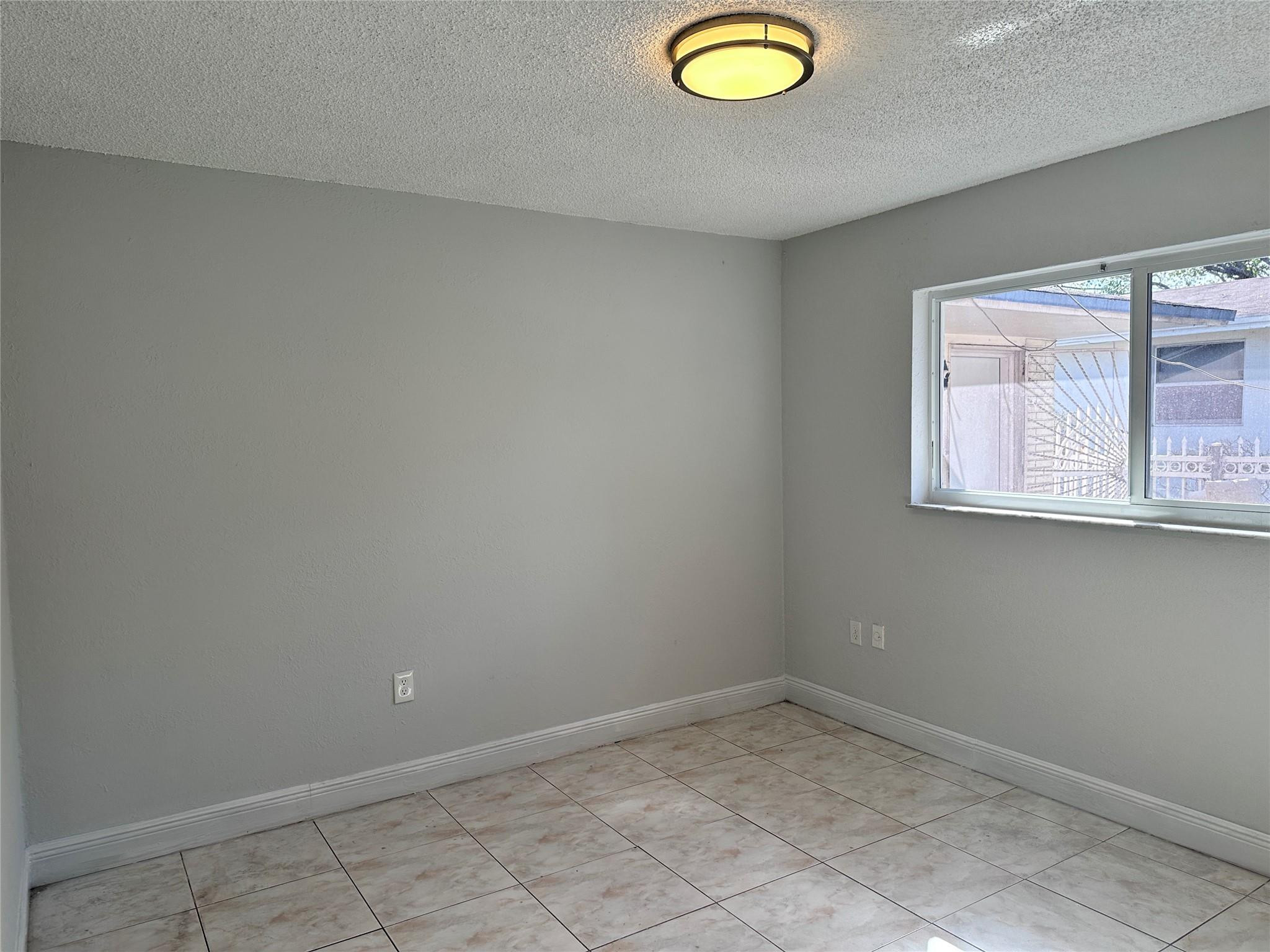 410 Nw 33rd Street Property Photo 8