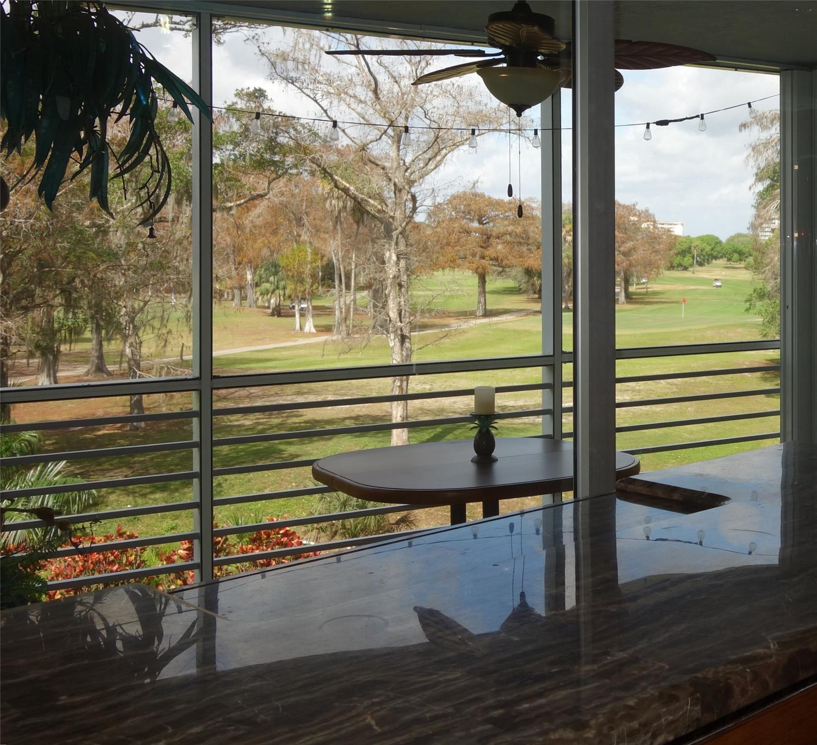 625 Oaks Drive 302 Property Photo 5