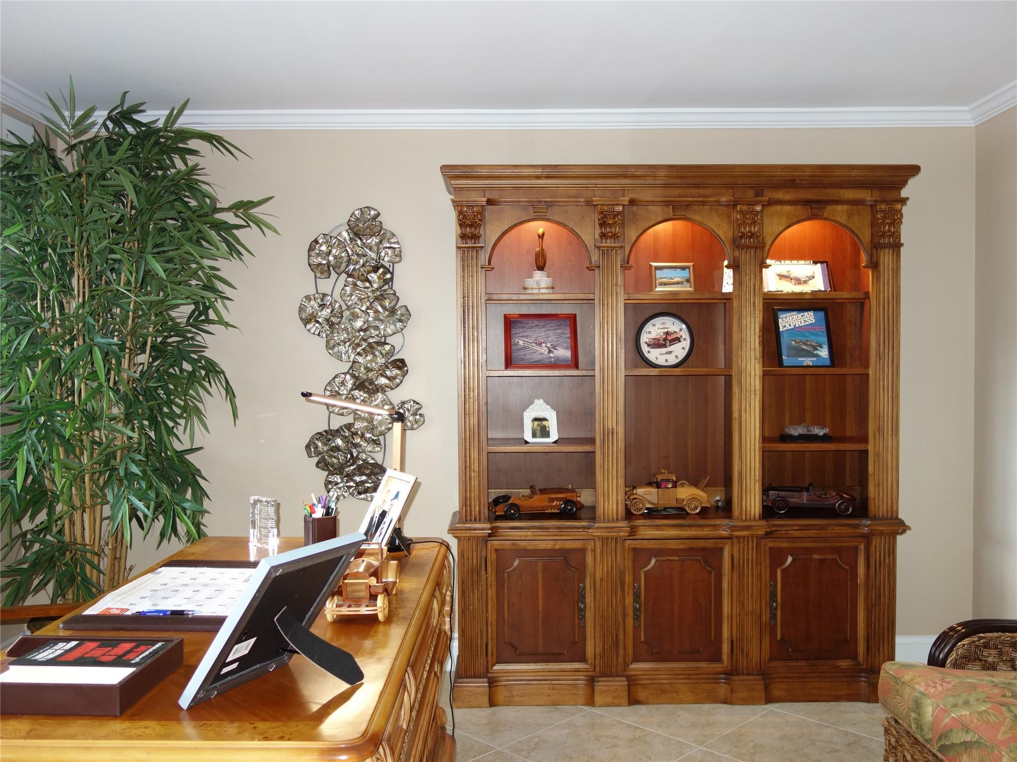 625 Oaks Drive 302 Property Photo 40