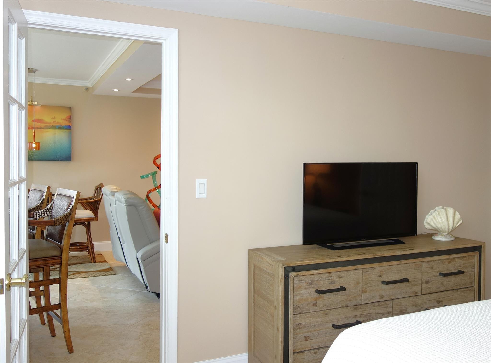 625 Oaks Drive 302 Property Photo 46