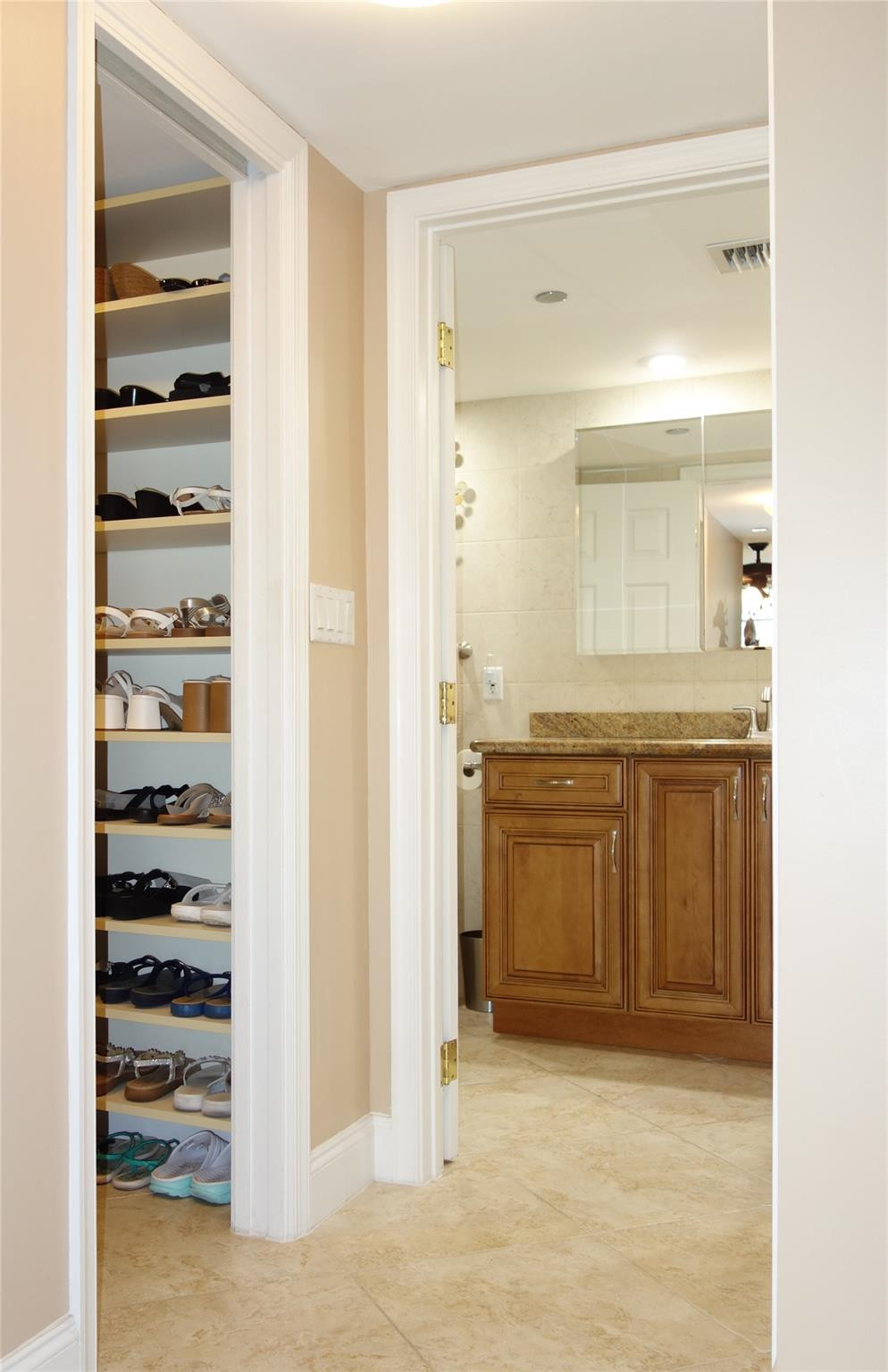625 Oaks Drive 302 Property Photo 65