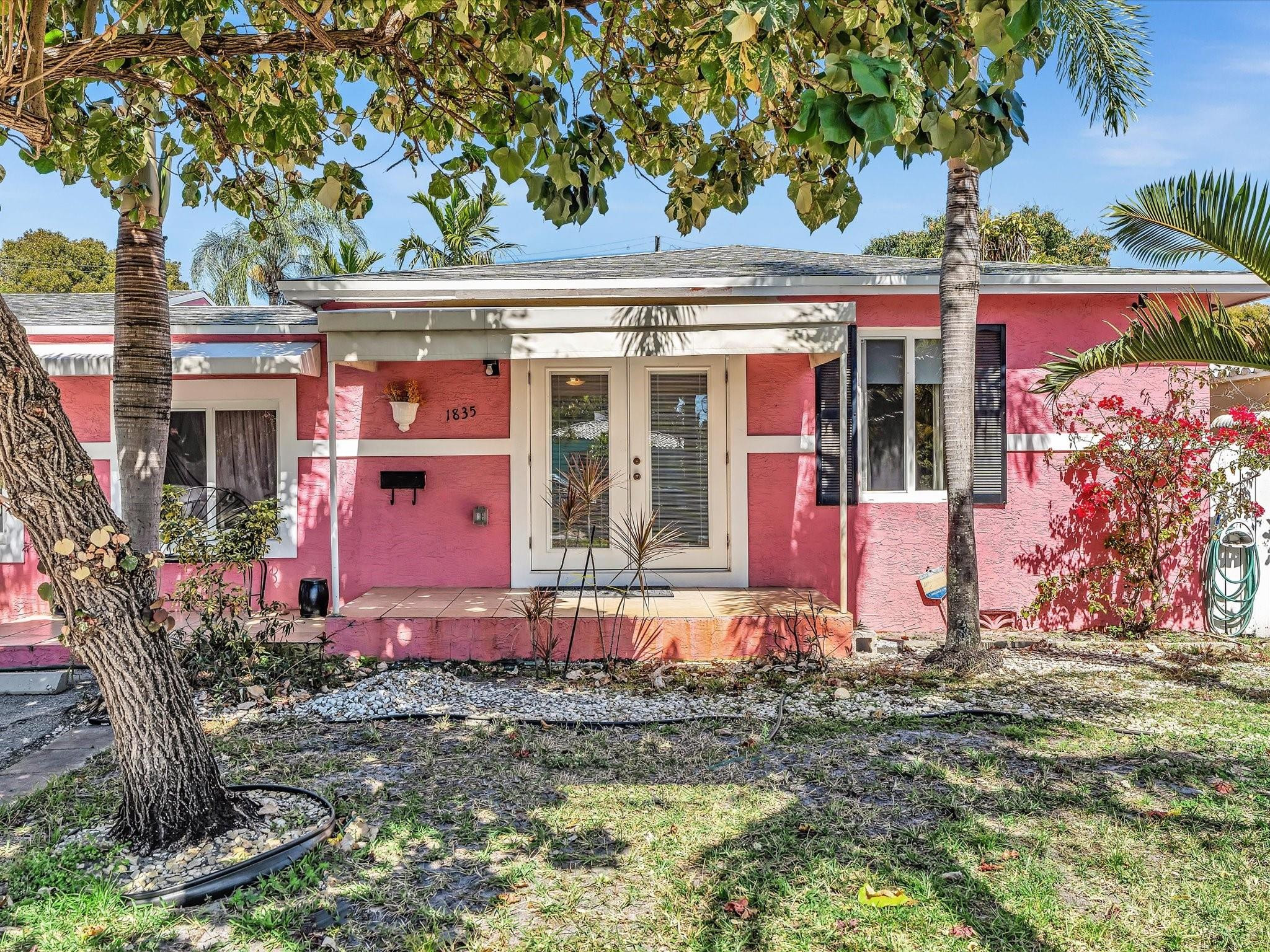 1835 Roosevelt Street Property Photo 7