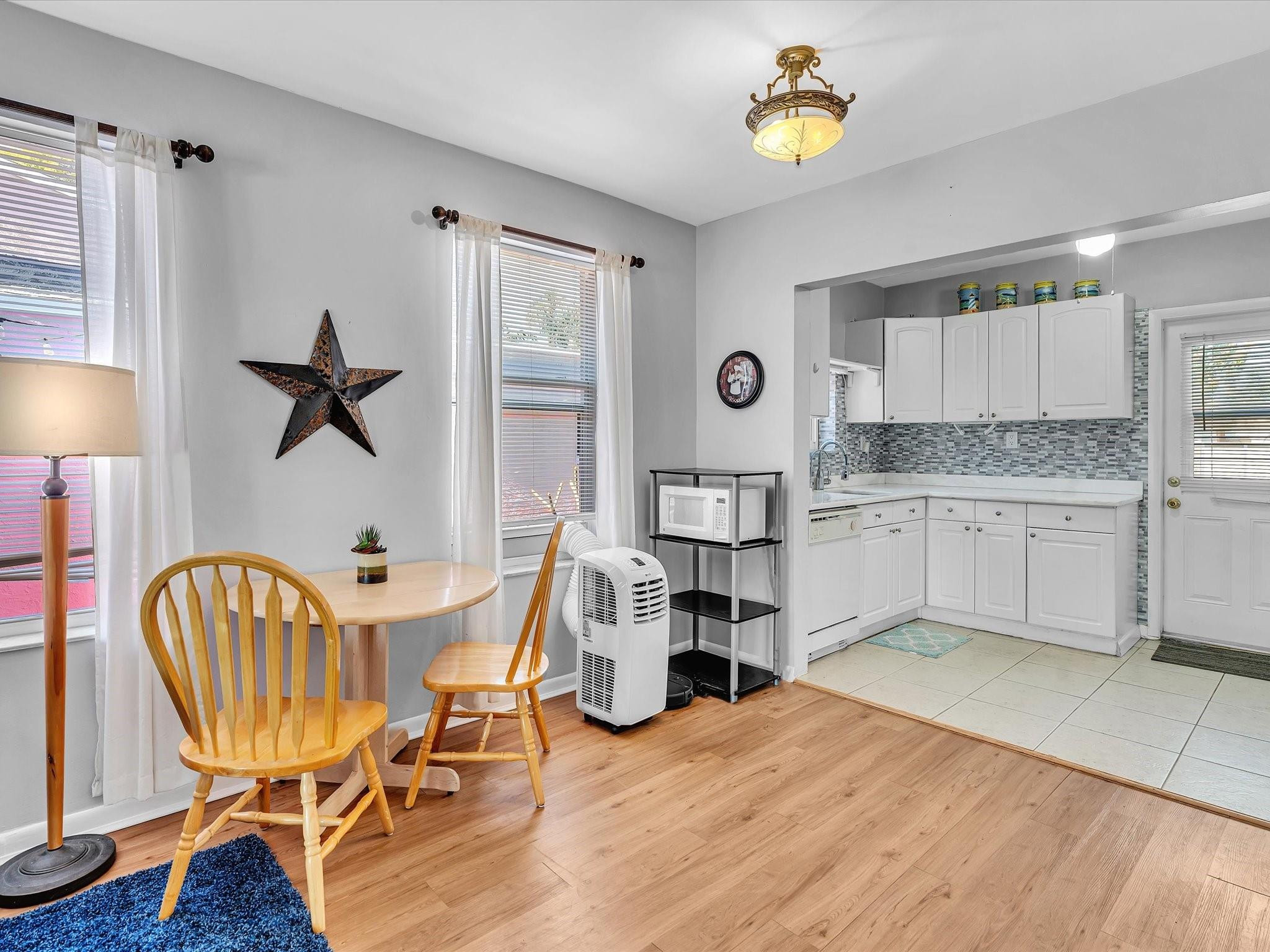 1835 Roosevelt Street Property Photo 10