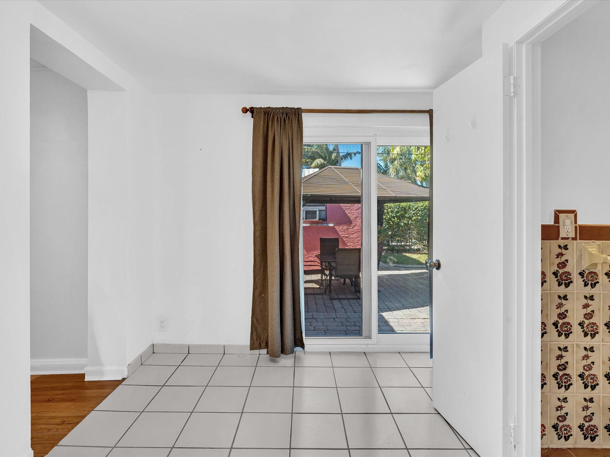 1835 Roosevelt Street Property Photo 25