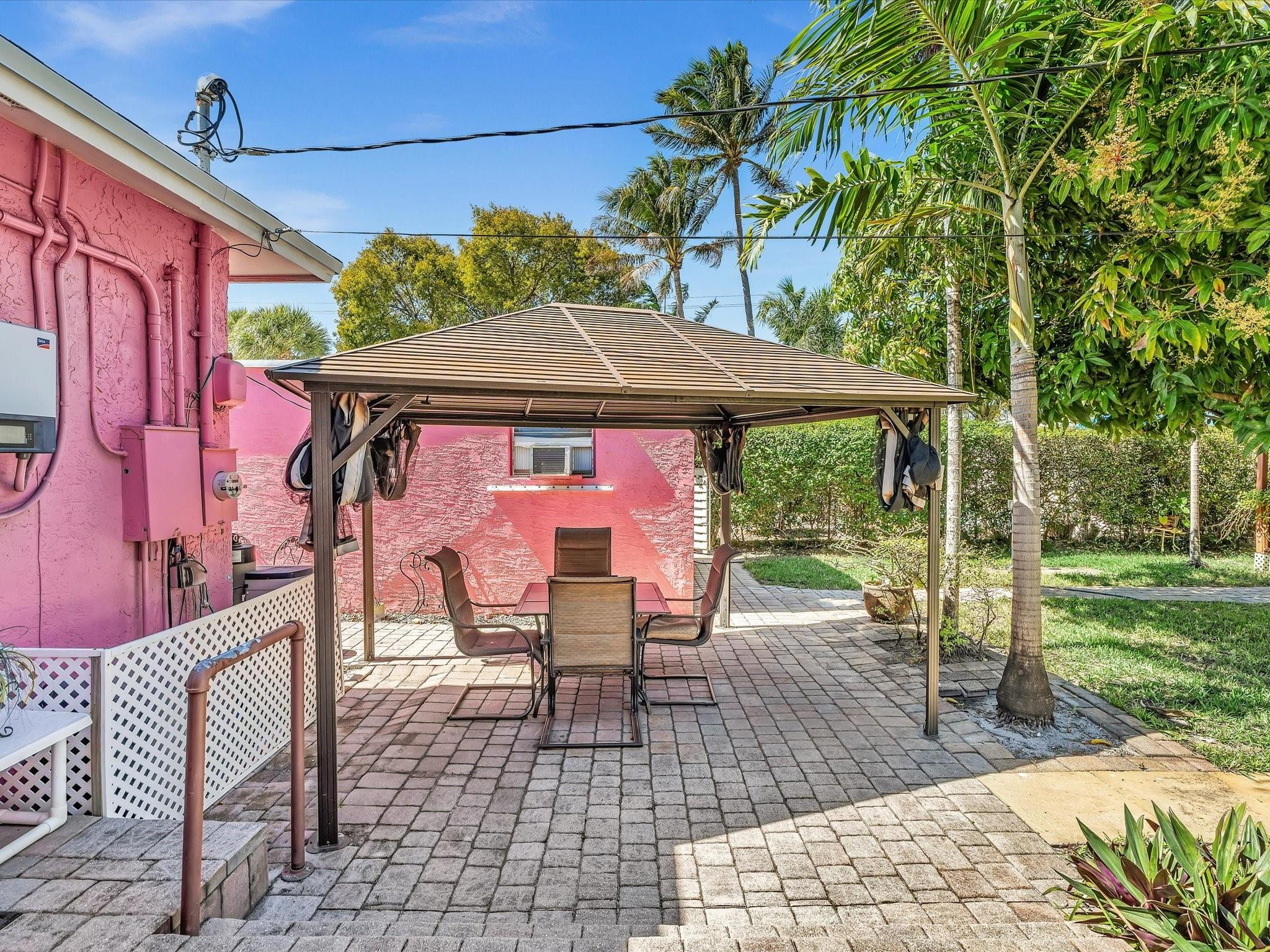 1835 Roosevelt Street Property Photo 26