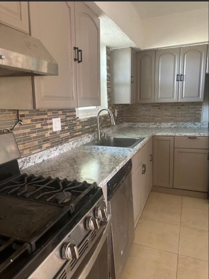 F10554699 Property Photo 6