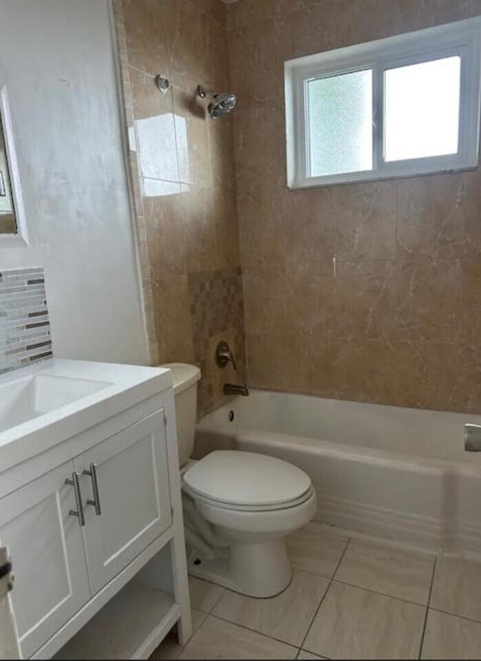 F10554699 Property Photo 16
