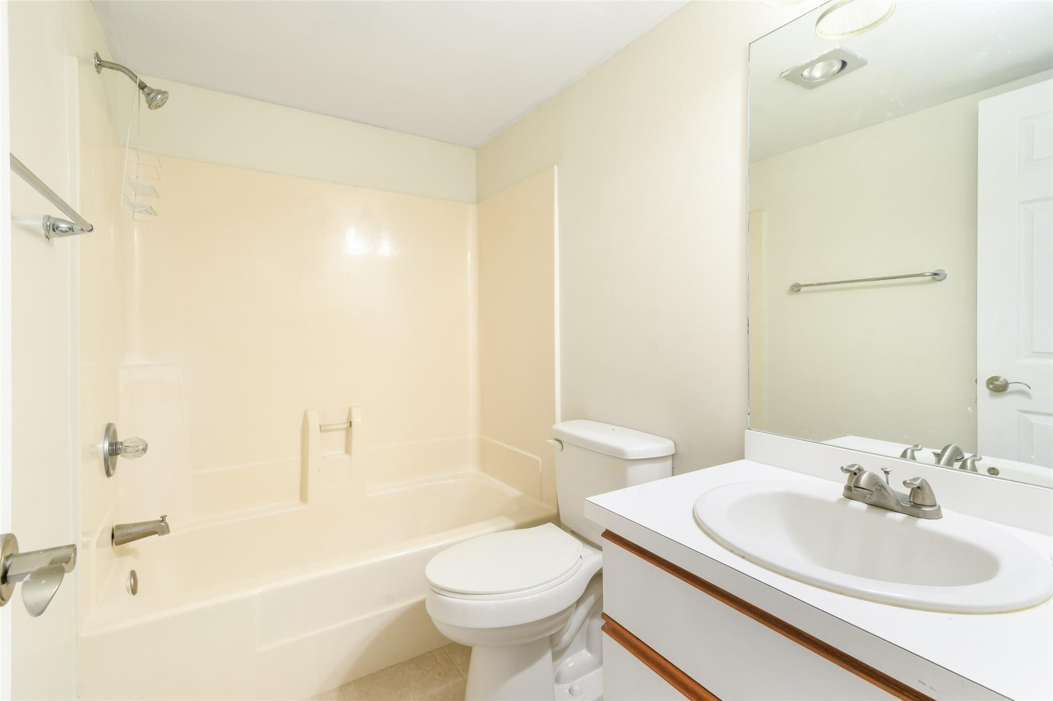 8163 Se Croft Circle C-5 Property Photo 16