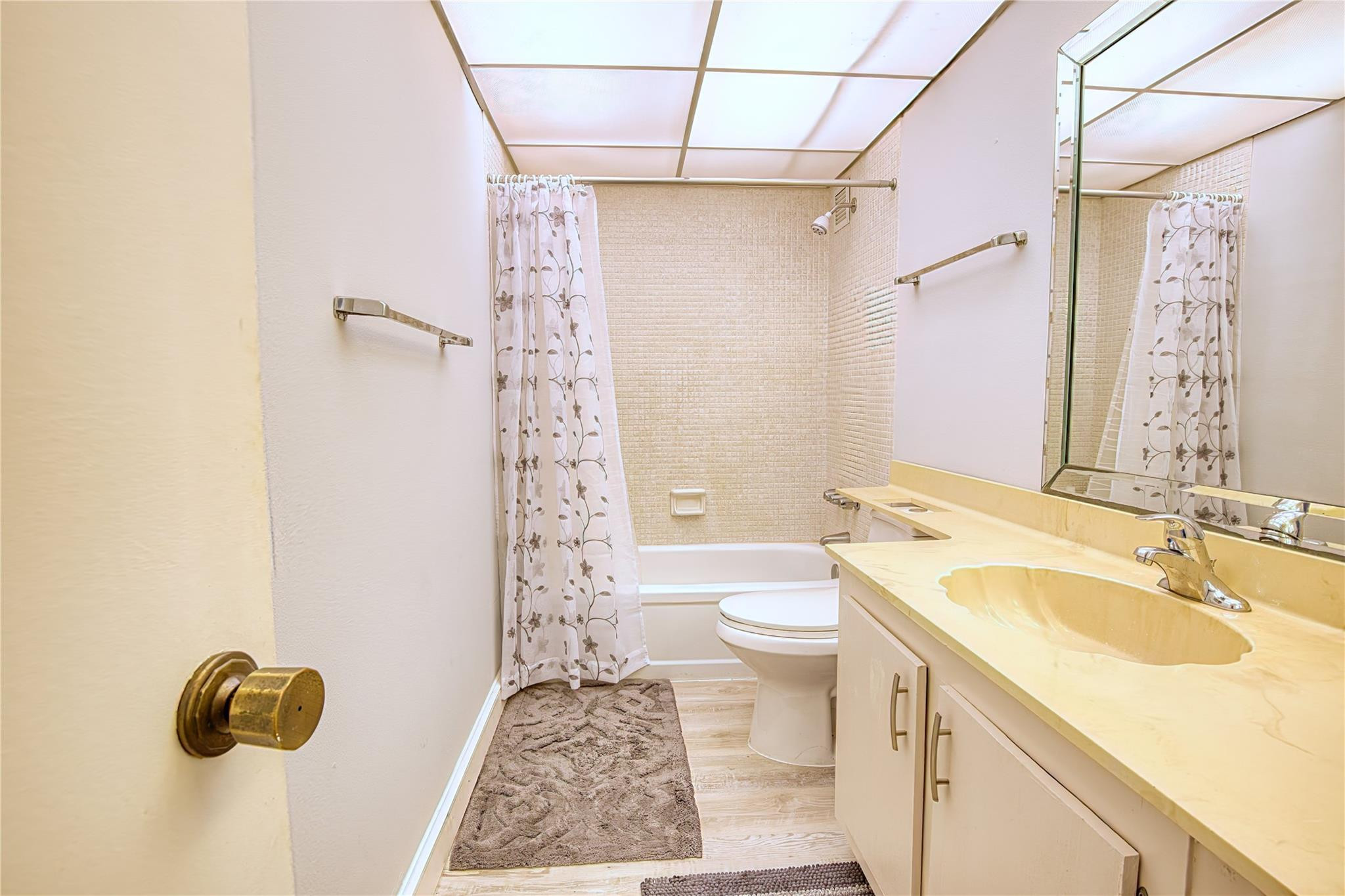 111 Briny Avenue 2312 Property Photo 19