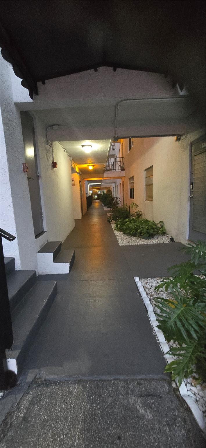 F10554866 Property Photo 2