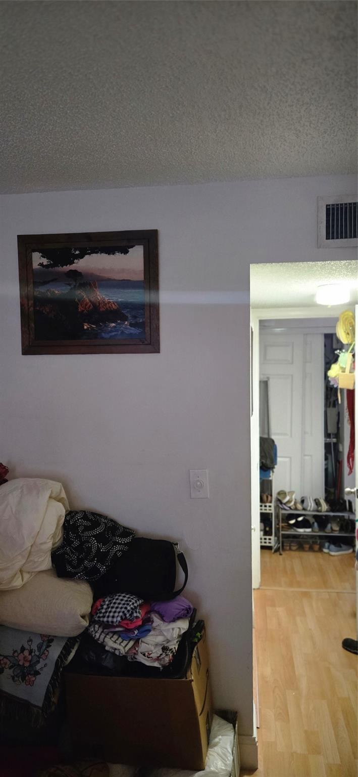 F10554866 Property Photo 13