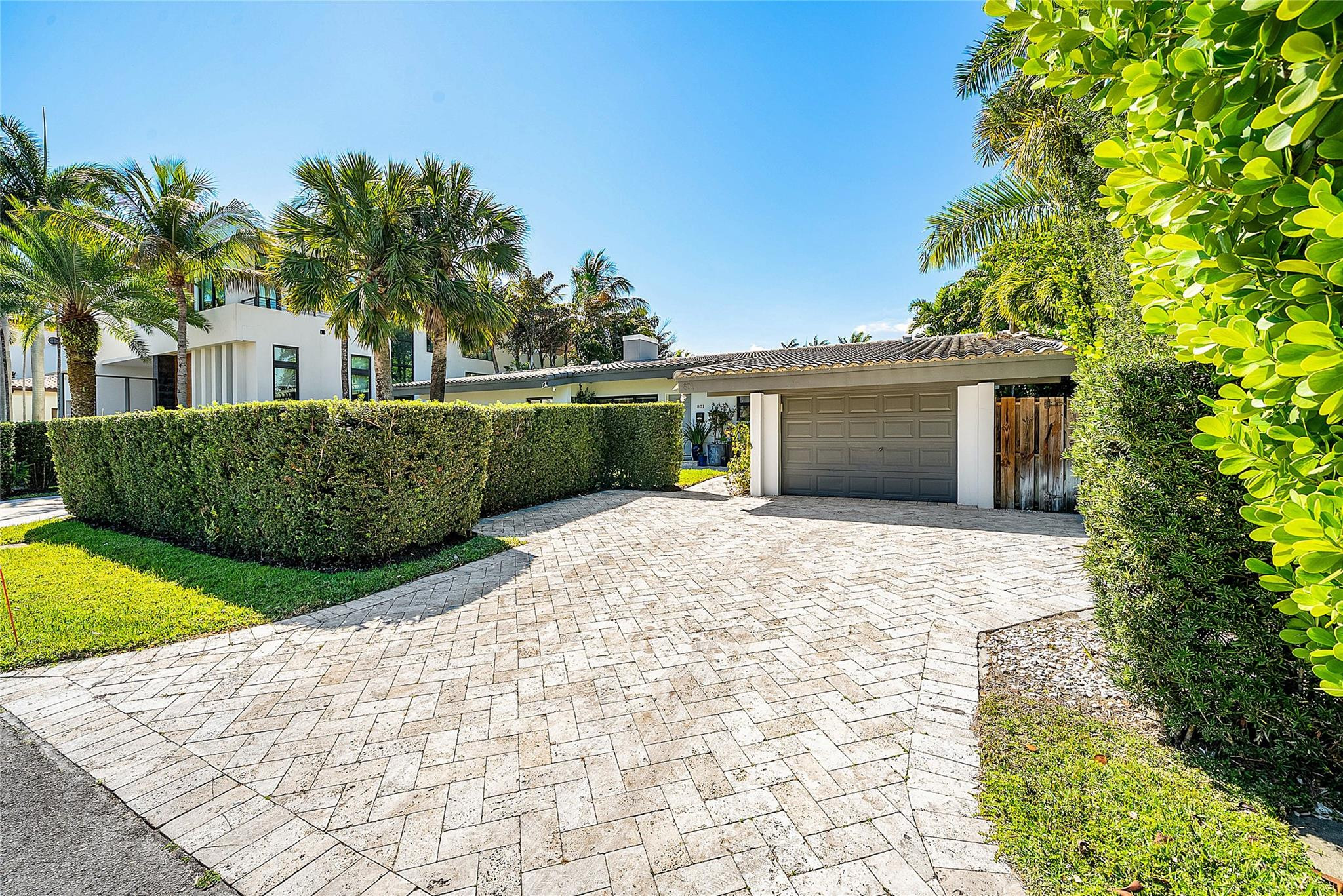 801 Solar Isle Drive Property Photo 8