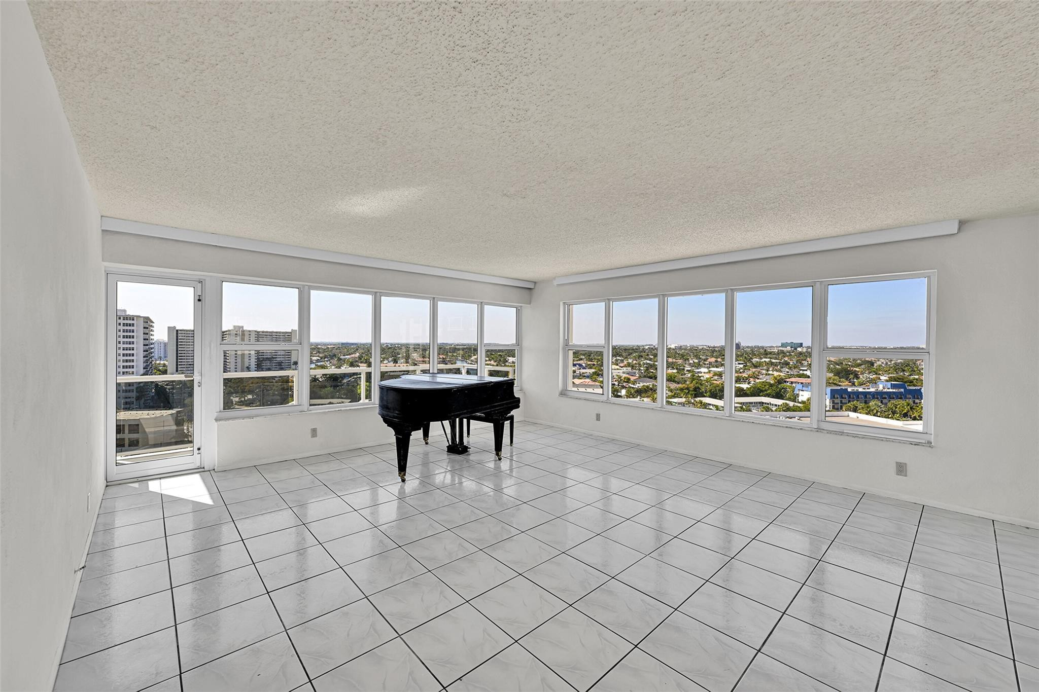 3700 Galt Ocean Drive 1215 Property Photo 3