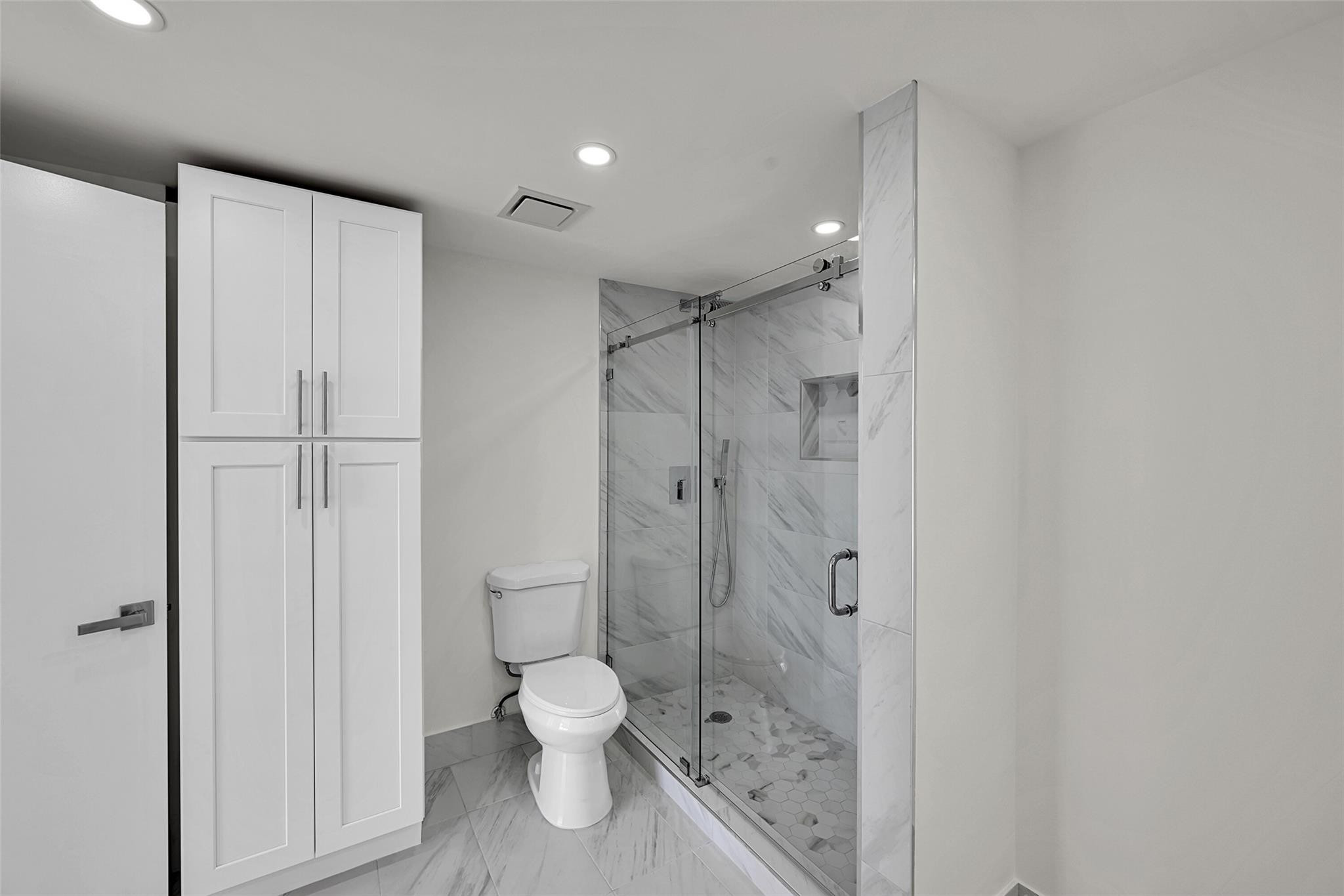 3700 Galt Ocean Drive 1215 Property Photo 14