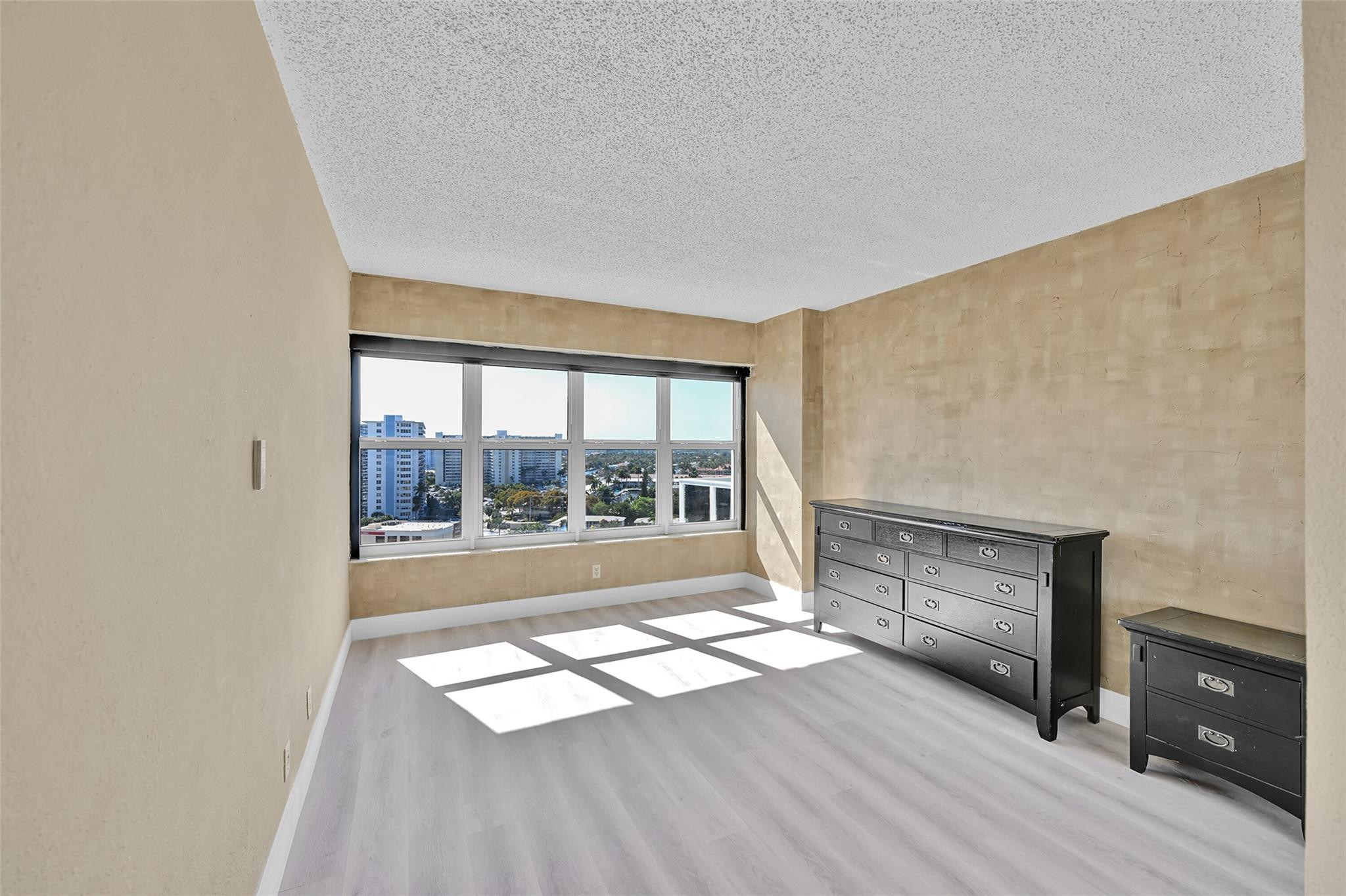 3700 Galt Ocean Drive 1215 Property Photo 22