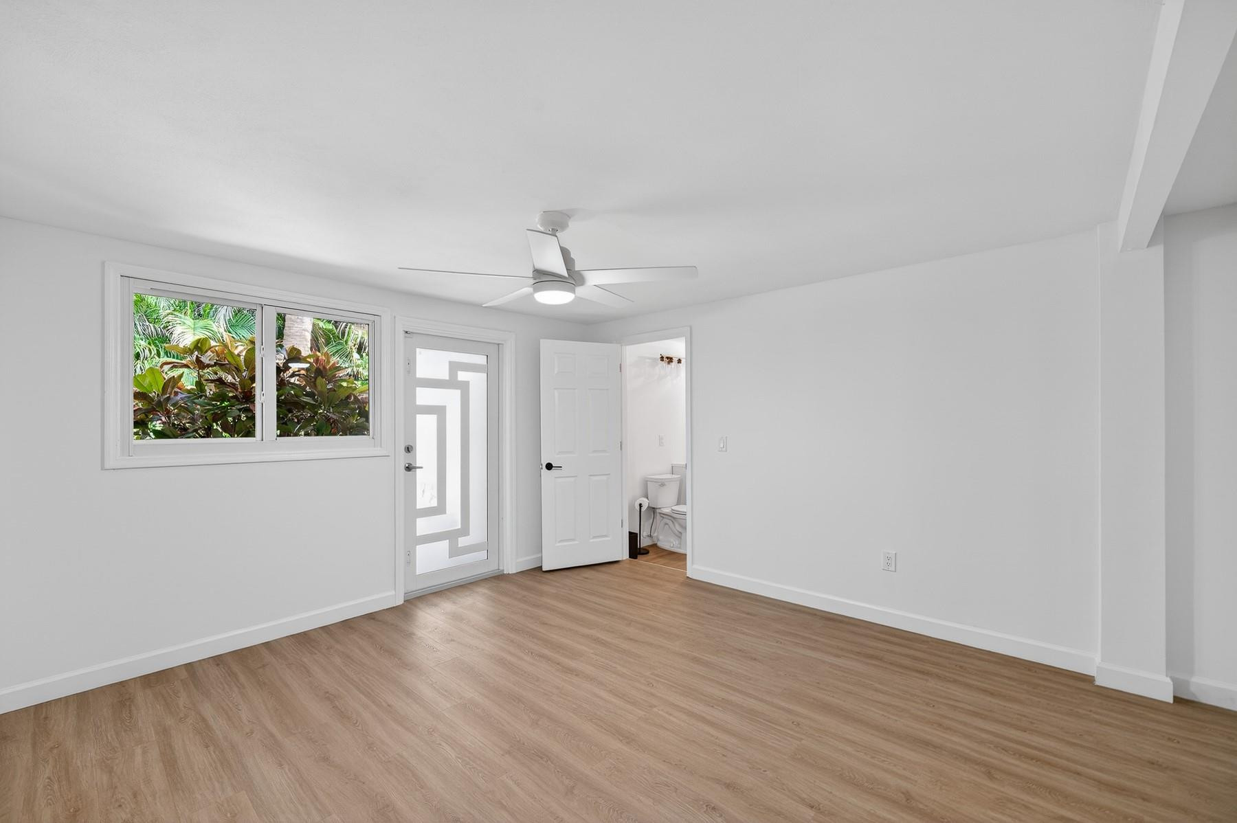 547 E Causeway Boulevard Property Photo 34