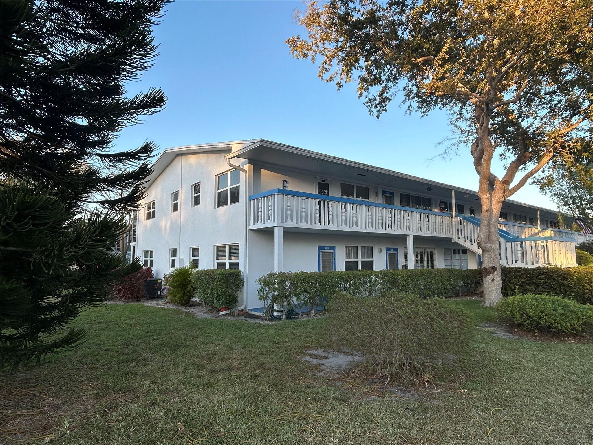 115 Ventnor F Property Photo 8