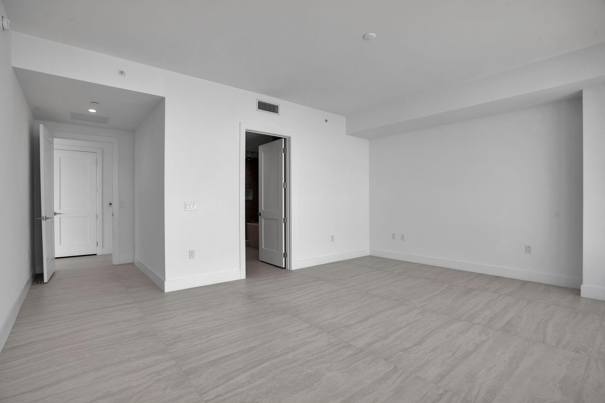 151 N Seabreeze Boulevard E-501 Property Photo 61