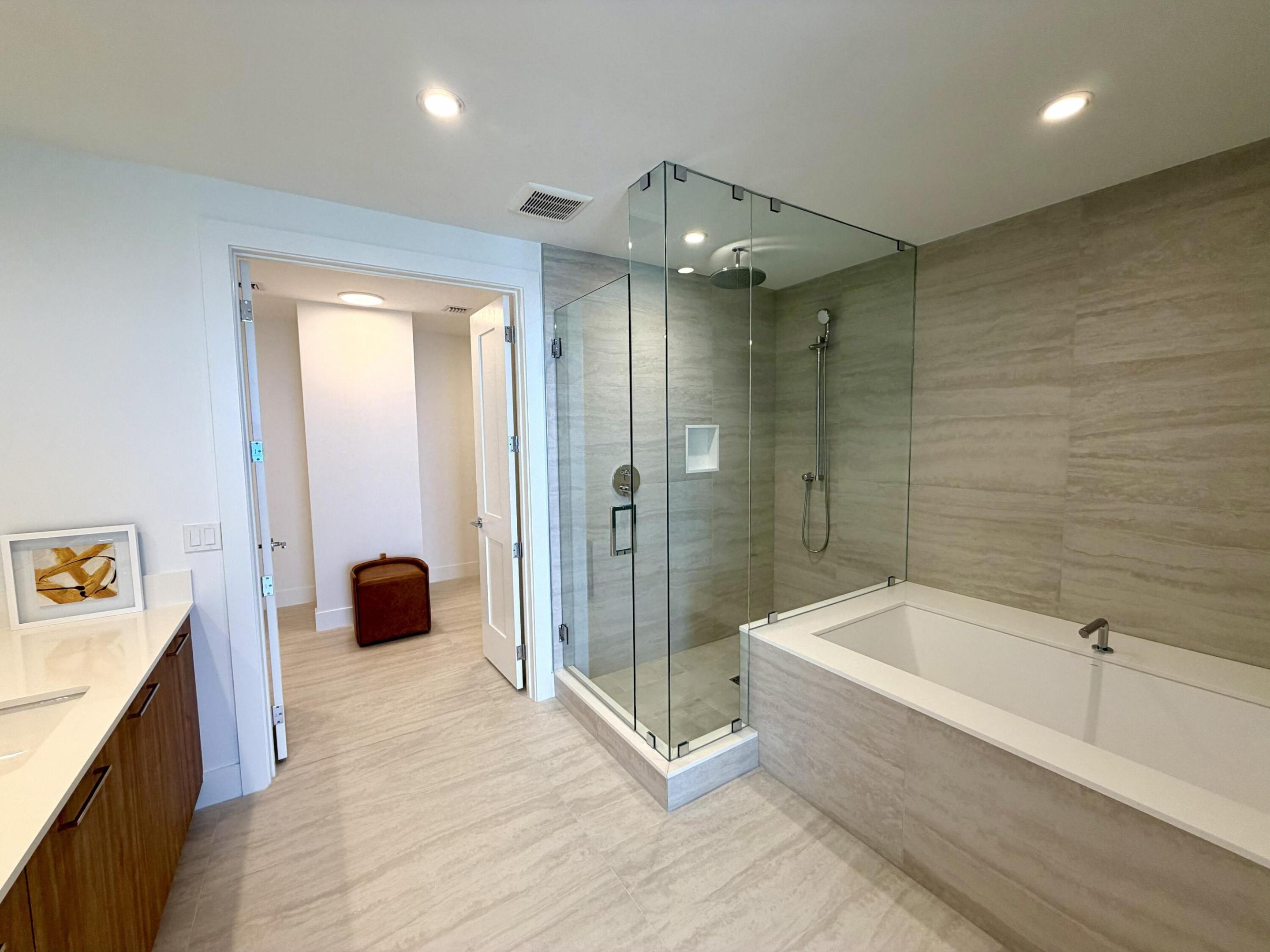 151 N Seabreeze Boulevard E-501 Property Photo 66