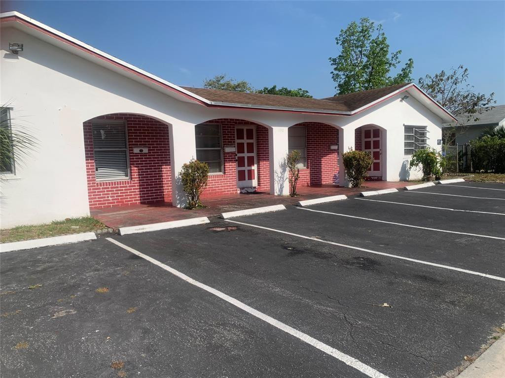 F10555268 Property Photo 1