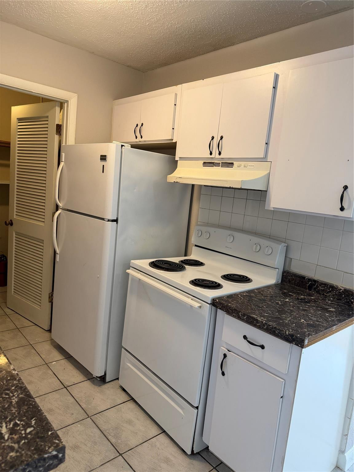 F10555268 Property Photo 8