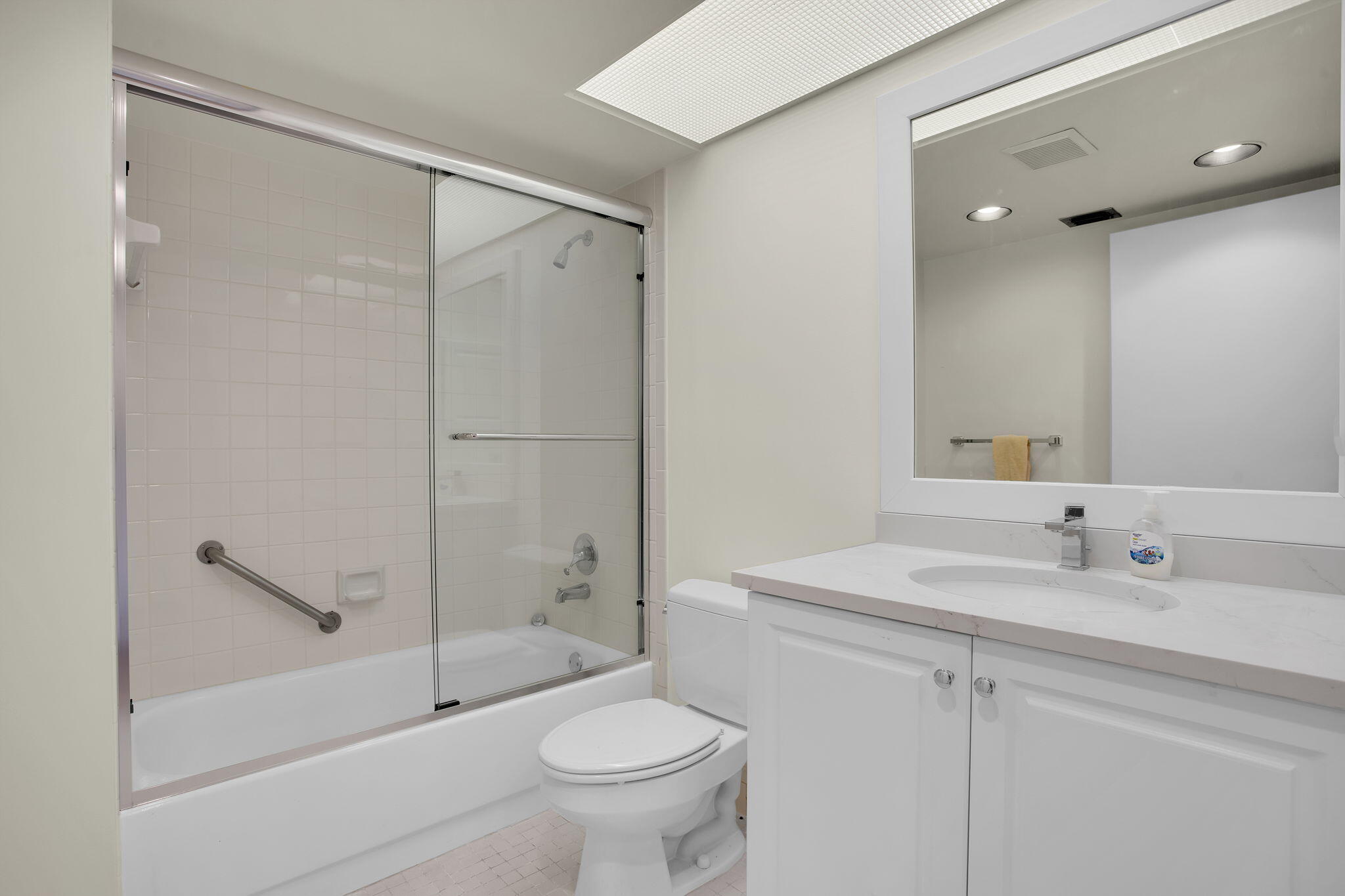 1605 Abaco Drive M4 Property Photo 17