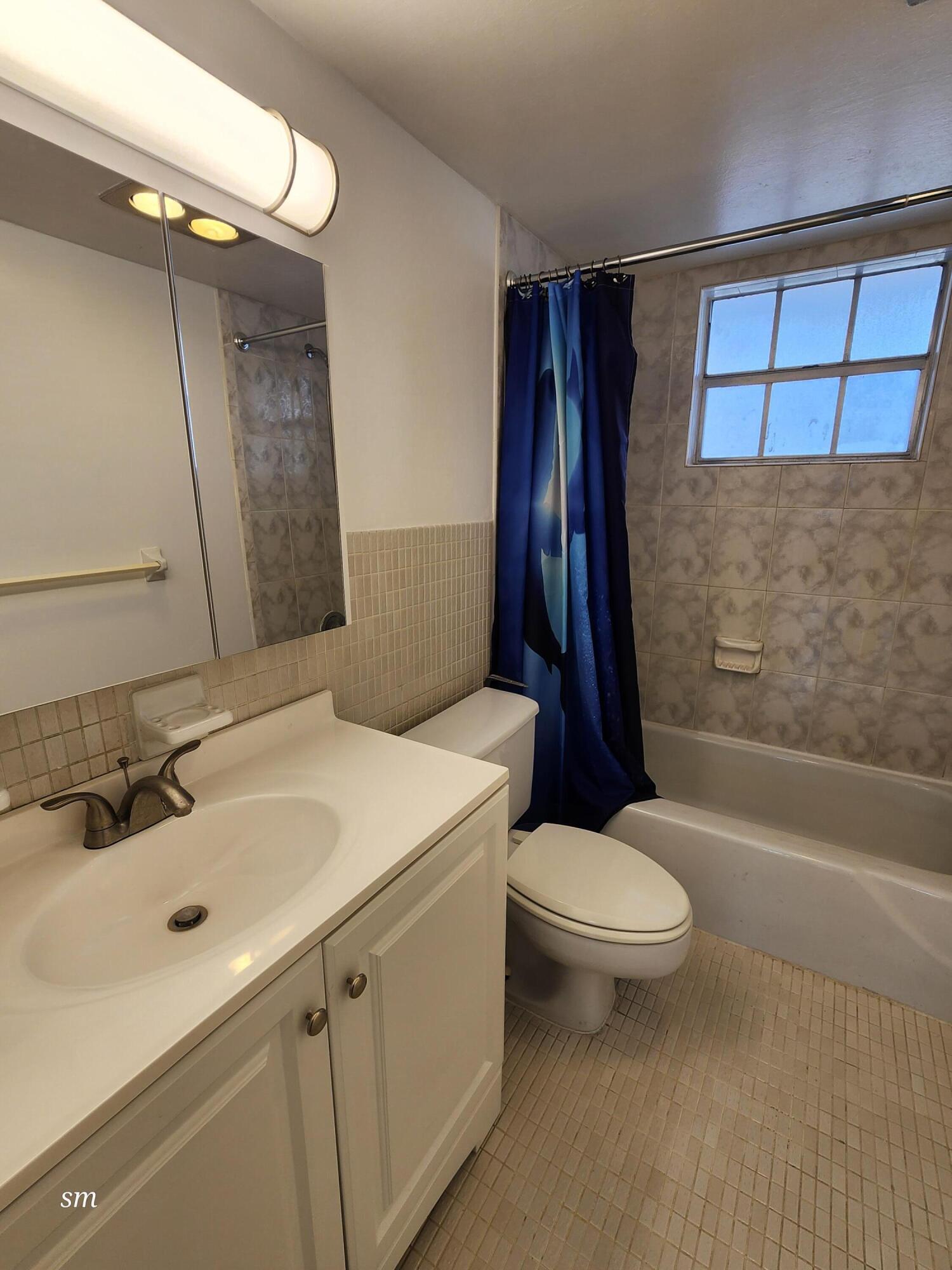 4900 Washington Street 309 Property Photo 11