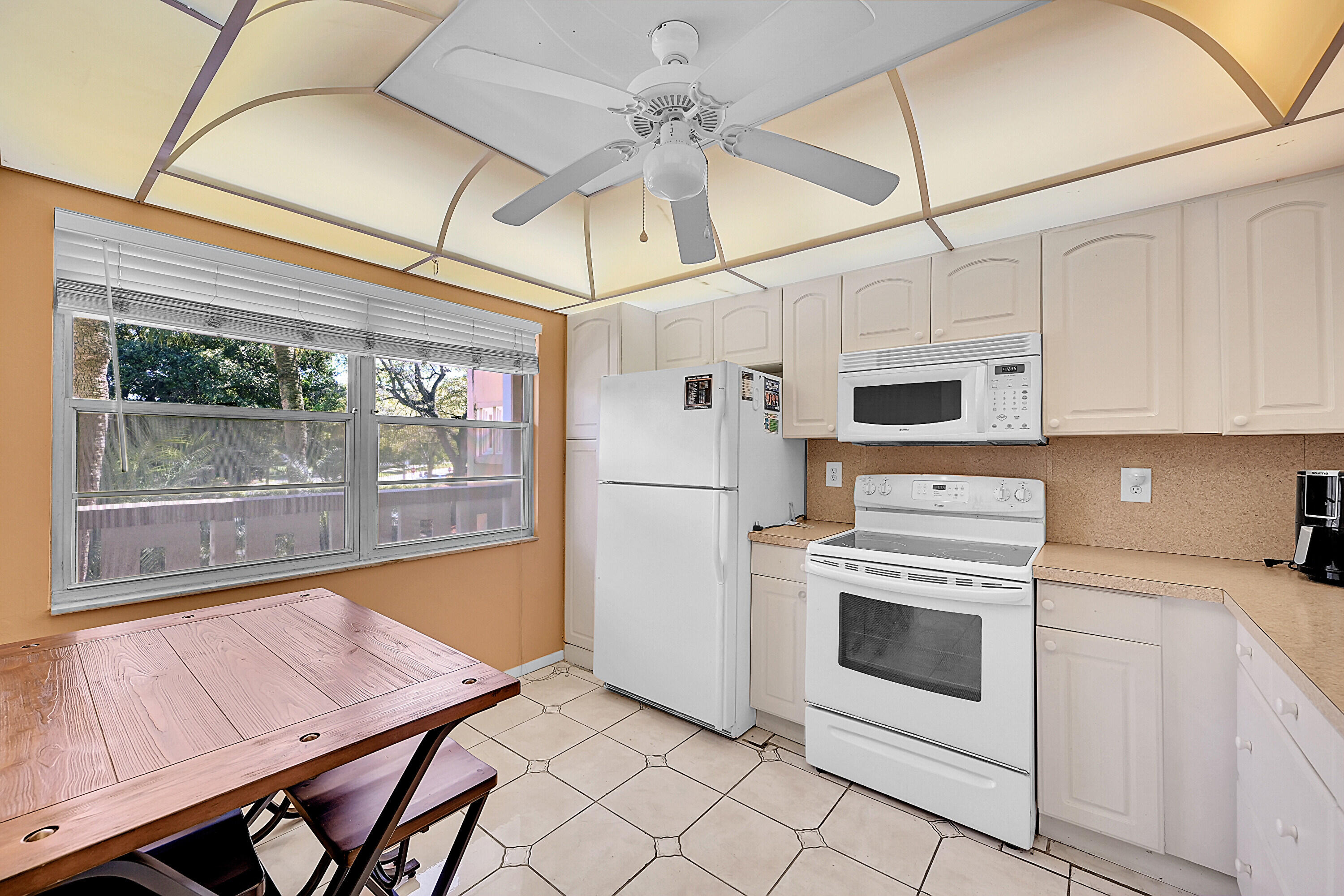 2403 Antigua Circle C2 Property Photo 1